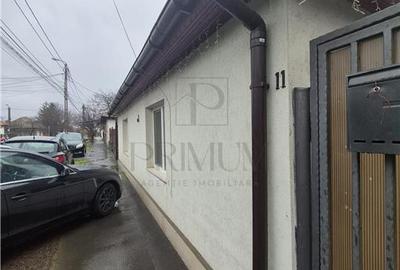 Casă cu 4 camere cu Teren 719 Mp în Aeroport - 1