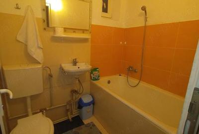 Garsonieră decomandată în Viziru 3 - 5