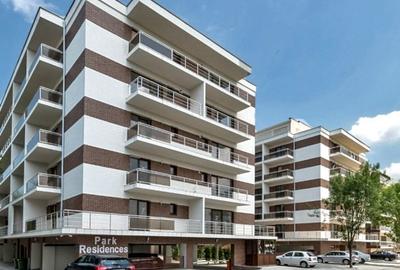 Apartament cu 4 camere decomandat, mobilat în Nord