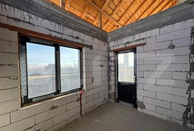 Casa semi-finisata P + M, 110 mp utili, teren 339 mp, Piel - 14