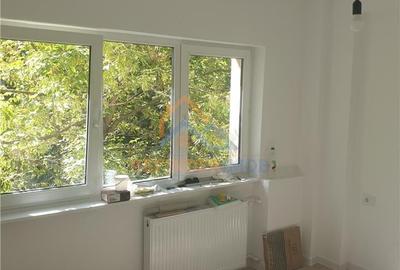 Vanzare apartament 3 camere zona Prelungirea Ghencea - Metrou Raul Doamnei - 3