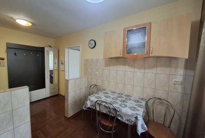 Proprietar, inchiriez apartament 2 camere, et. 3, Deva - zona Gojdu-Zamfirescu - 6