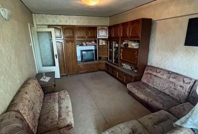 Dacia intersectie-apartament 2 camere decomandat - 10