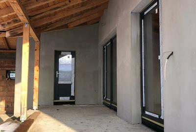 Casă cu 3 camere cu Teren 672 Mp în Becicherecu Mic - 2