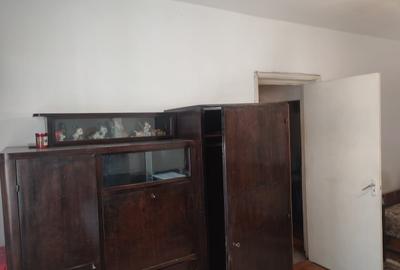 Garsonieră decomandată în 1 Mai - 9