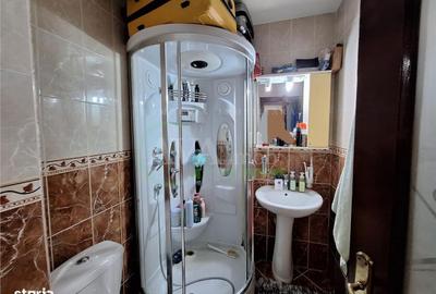 Apartament cu 4 camere decomandat în Călugăreni - 1