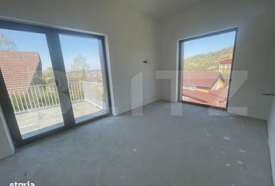 Casă cu 4 camere cu Teren 500 Mp în Central - 9