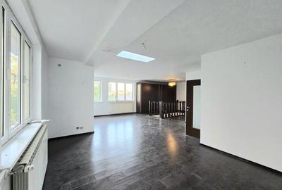 Vanzare duplex, Intrarea Episcopul Radu Nr 9 - 19