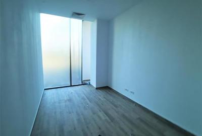 Class A Office Building -  myHive MetrOffice - 63 mp si 1700 mp - 12