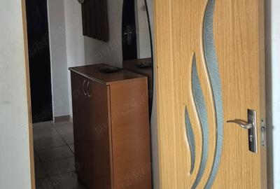 Apartament cu 2 camere semidecomandat în Urlați - 2