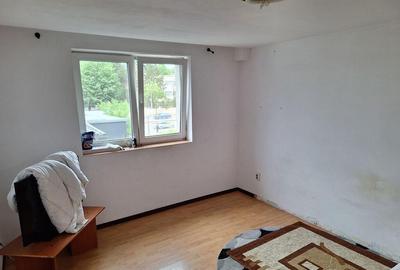 Garsoniera 21mp -etaj 1- Soseaua Oltenitei - Metrou Apara... - 2