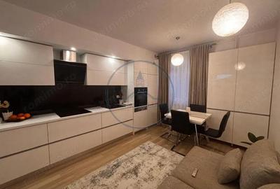 Apartament cu 3 camere decomandat în Central - 4