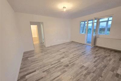 Apartament cu 2 camere semidecomandat în Micro 3 - 8