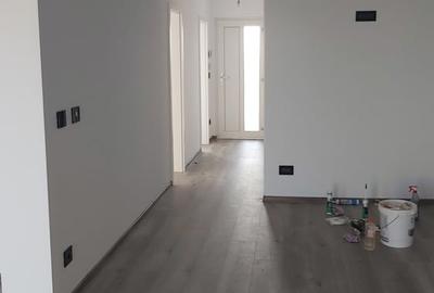 Casă cu 3 camere cu Teren 750 Mp în Săcălaz - 2