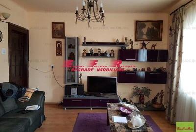 EFR UPGRADE - Casa cocheta (parter si curte) inchiriere zona str Gherghel - Dome - 3