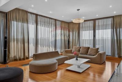 Apartament cu 3 camere decomandat, mobilat în Tineretului