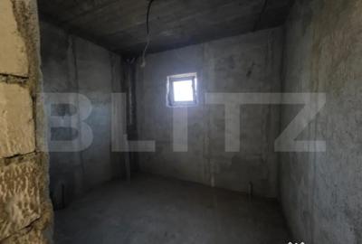 Casă cu 7 camere cu Teren 500 Mp în Central - 2