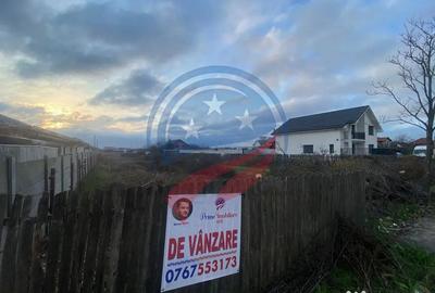 Teren de 2500 mp, în Bariera Vâlcii