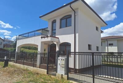 De vanzare casa cu etaj, semifinisat interior, Dezmir, 235000 Eur De vanzare casa cu etaj, semifinisat interior, Dezmir, 235000 Eur - 2