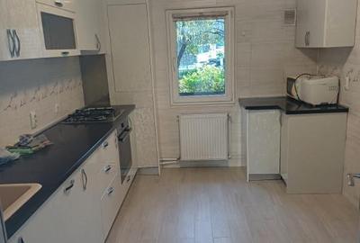 Apartament 4 camere decomandat, Cartier Frumoasa, Bulevard- fara risc - 2