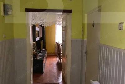 Casă cu 2 camere cu Teren 1628 Mp în Central - 11