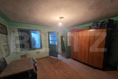 Casă cu 4 camere cu Teren 1100 Mp în Central