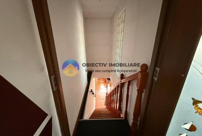 Casa de vanzare / 3 nivele / Piatra Neamt - 9