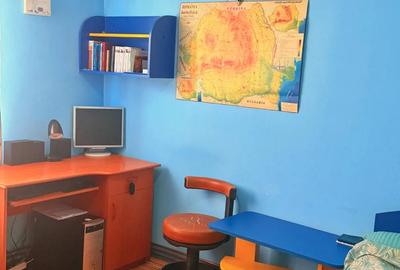 Apartament 3 camere decomandat - 1