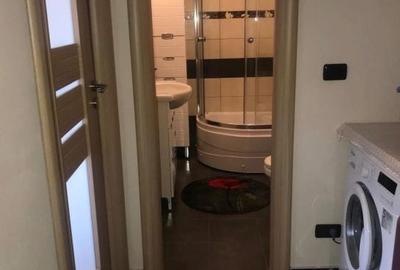 Apartament cu 3 camere decomandat în 1 Mai - 7