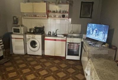 Casa de vanzare cu 3 camere, 89 mp, zona Veti? - 1