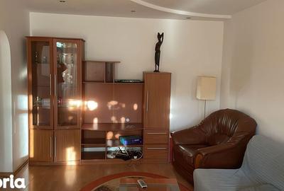 Apartament cu 2 camere decomandat în Tei