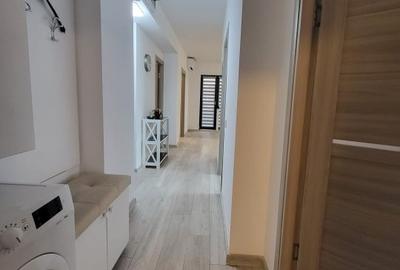 Apartament cu 3 camere decomandat, mobilat în Universitate - 9