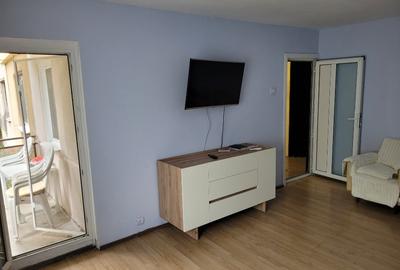 2 camere – metrou Gorjului la 3 minute, bloc P+4, mobilat complet, comision 0% - 10