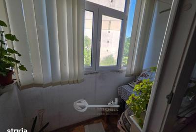 Apartament cu 3 camere decomandat în Alexandru cel Bun - 7
