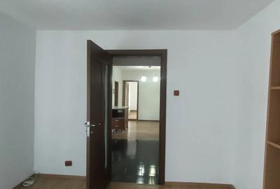 Casă cu 5 camere cu Teren 505 Mp în Central - 5