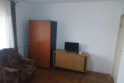 Proprietar vand ap cu o camera. - 3
