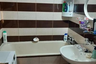 Apartament cu 3 camere decomandat în Republicii - 3