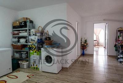 Casa cu 5 camere de vanzare | Zona Ultracentral, Baicoi | Comision 0% - 10