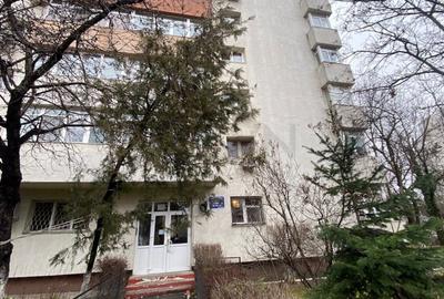 Apartament cu 4 camere decomandat în Turda - 4