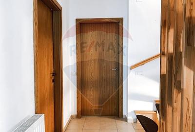 Apartament cu 4 camere decomandat, mobilat în Noua - 24