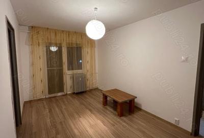 Apartament cu 2 camere semidecomandat în Aradul Nou