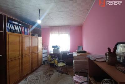 Casă individuală cu 4 camere cu Canalizare în Urseni - 7