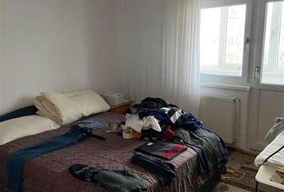 Apartament 3 camere etaj intermediar zona Noua - 3