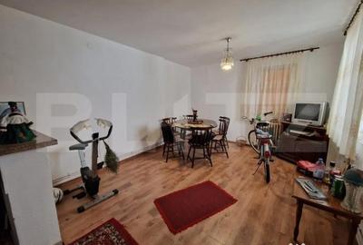 Casă cu 8 camere cu Teren 387 Mp în Central - 12