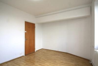 Tineretului Metrou, PIATA NORILOR ,TIMPURI Noi Amenajat,LIBER! - 10