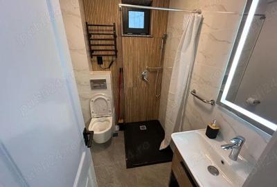 Garsonieră decomandată în Central