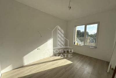 Casă cu 5 camere cu Teren 470 Mp în Ghiroda - 6