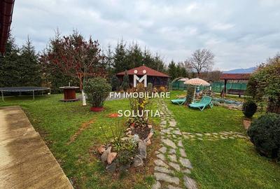 Casă cu 5 camere cu Teren 1000 Mp în Unguraș - 2