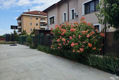 Casă cu 4 camere decomandat în Central - 1