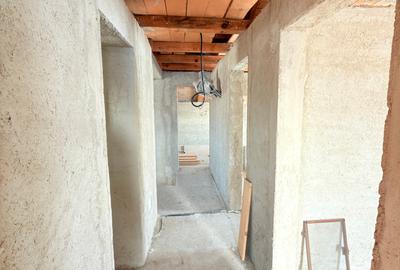 Casă individuală cu 5 camere cu Teren 1000 Mp în Central - 9